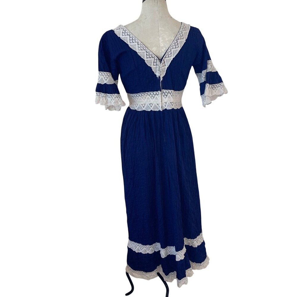 Vintage Womens Dress Size Small Blue Mexican Sleeve Crochet Lace Pintuck Cotton - Picture 3 of 14
